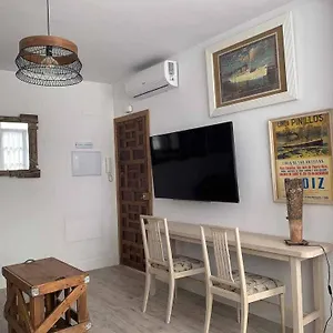 https://tico-la-buganvilla-con-terraza-en-la-caleta.hotelsincadiz.net